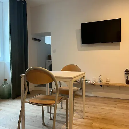 Climatise Apartment *